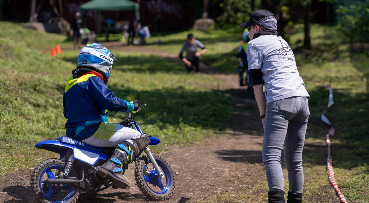 academia moto junior